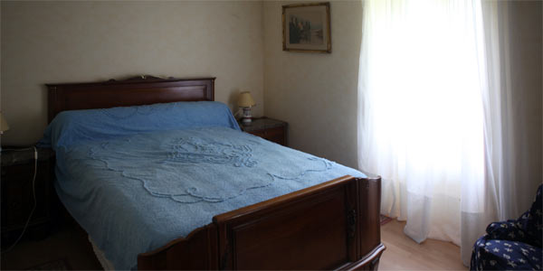 Une chambre à l'étage